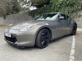 Nissan 370Z - 5