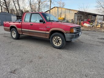 Mazda B 2200 - 5