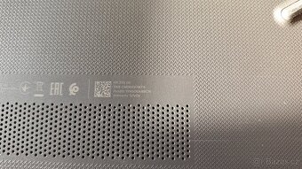 Notebook 15,6" HP 250 G6 tmavě šedý - 5
