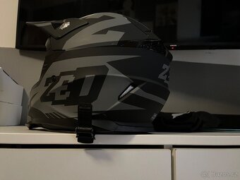 Helma ZED X1.9D TARGA, dětská 2025 XL - 5