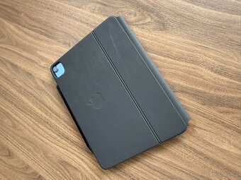 iPad Air (5. generace - 2022) Wi-Fi + Cellular 256GB +přísl. - 5