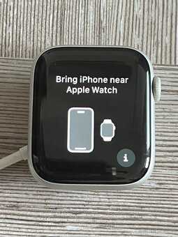 Apple Watch 4, 44mm (silver aluminium) - 5