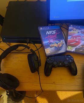 TOP✅ PS4, TV 25 palců, herní sluchátka HyperX, hry - 5
