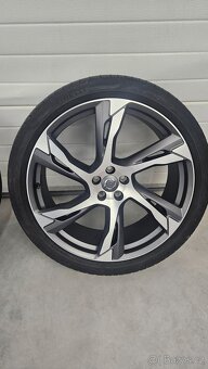 Alu originál Volvo 5x108 275/35 R22 letní - 5