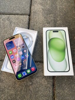 iPhone 15 128Gb v hezkém stavu, zelený - 5