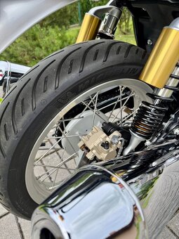 Royal Enfield Interceptor 650 - 5