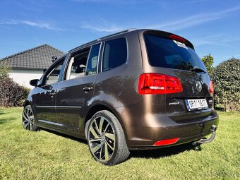 Volkswagen Touran 2.0 TDI 103 kW Highline – 7 míst - 5