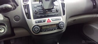 Kia ceed 1.4 80 kW r.v. 2009 - 5