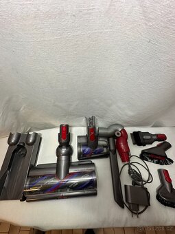 Dyson V15 Detect Absolute bezdrátový vysavač - 5