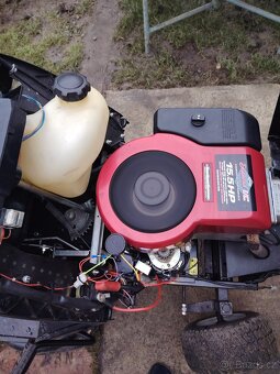 Prodám zahradní traktor - 5