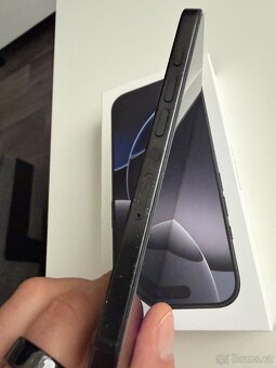 Iphone 16 pro 128 gb black titanium - 5