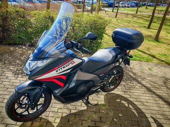 HONDA Integra NC 700D - 5