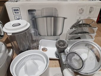 Kuchyňský robot Bosch Mum - 5