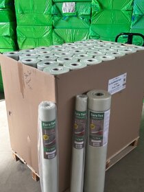 Prodám perlinku EURO TEX 145 gr/m2 - 50 m, 20 m, 10 m náviny - 5