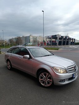 Mercedes - Benz - 5