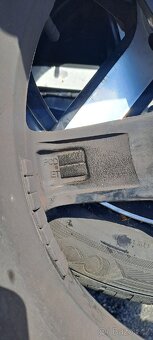 Pneu na alu. diskách 215/55 R 17 - 5