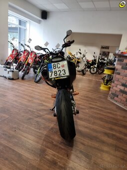 KTM 690 SMC-R - 5
