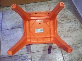 Plastová dětská židlička židle oranžová - 5