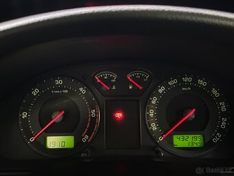 Škoda Superb 1.9 TDi PD 96kW - 5