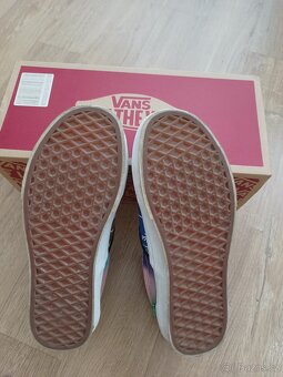 Dětské tenisky VANS slip-on, barevné, limitovaná edice - 5