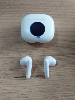 Bezdrátová sluchátka Godyse J90 – Bluetooth 5.3, ENC, IPX6 - 5