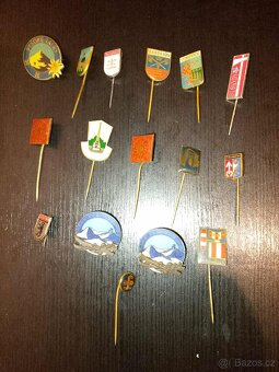 mix odznaky ČSD, lyžařské a jiné. - 5