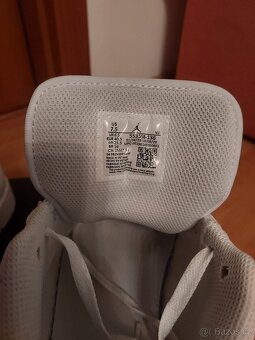 Air Jordan 1 Low "Triple White" - 5