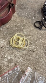 Prodám díly na postřikovač Hardi - 5