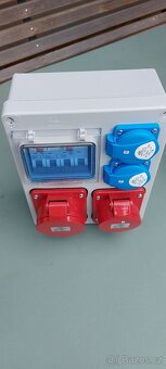 JIŠTĚNÝ STAVEBNÍ  ROZVADĚČ - 5