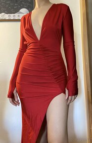 Červené večerní šaty SHEIN - 5