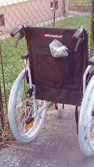 INVALIDNÍ VOZÍK-46CM-ODLEHČEN-BRZDY PRO DOPROVOD - 5
