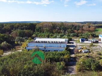 Prodej 3 skladových nebo výrobních hal, pozemek 15.000 m2 - 5