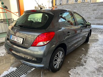 Peugeot 207 1.4 - 5