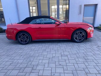 FORD MUSTANG 2020 - 5