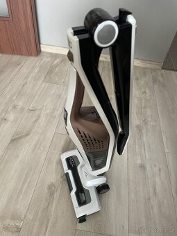 AKU Vysavač ETA Rotelo AquaPlus - 5