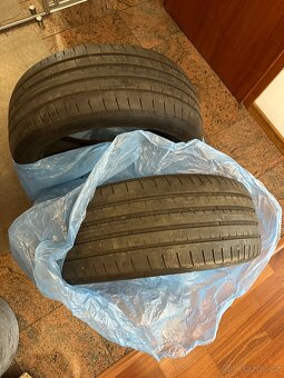 Goodyear 225/45 R18 a Nokian 255/40 R18 - 5