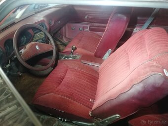 Prodám díly na Oldsmobile Cutlass Salon 1974 - 5