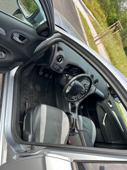 Ford Mondeo MK4 2.0 103 kw - 5