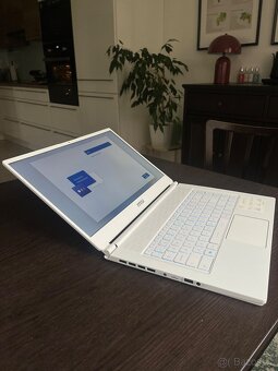 Herní notebook MSI Stealth 15M - 5