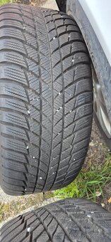 BMW F40 F44 M140i – originální sada alu kol 8Jx18 s pneu Bri - 5