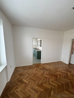 Pronájem 2+1 Znojmo - 5
