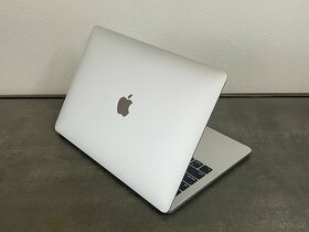 MacBook Pro 13" 2019 Silver 128GB / 16GB RAM - 5