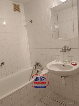 Prodej bytu 2+1 v ulici Vimperská, Volyně, ev.č. AK-7641 - 5