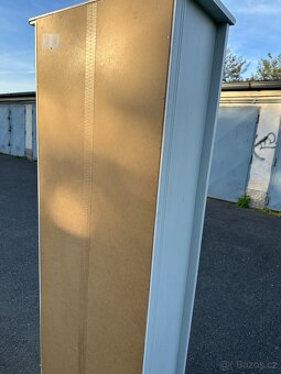 Knihovna Ikea Brusali - 5