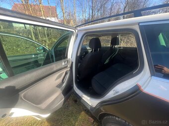 Prodám Volkswagen golf combi 2 tdi, 103kw - 5