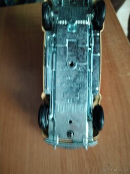 Retro autíčko - 5