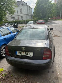 Škoda Superb 2.0 TDI 103 kW, r.v. 2006 – na ND nebo opravu - 5