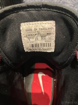 Tenisky Nike vel.35,5 černé barvy. - 5