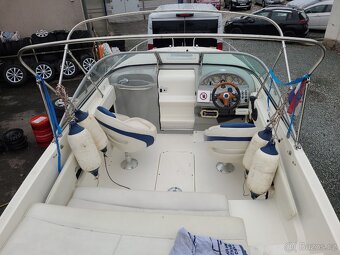 Prodám loď Bayliner 652 4.3MPI - 5