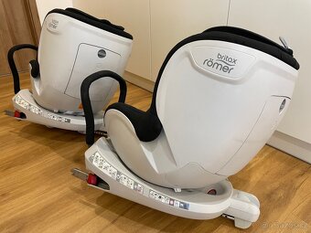 Dětská otočná sedačka Britax Römer Dualfix - 5